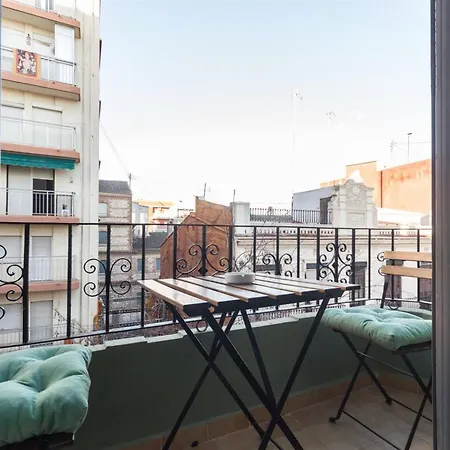 Bright In 80 Sqm With Air Conditioning Апартаменты *