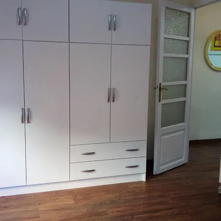 Bright In 80 Sqm With Air Conditioning *